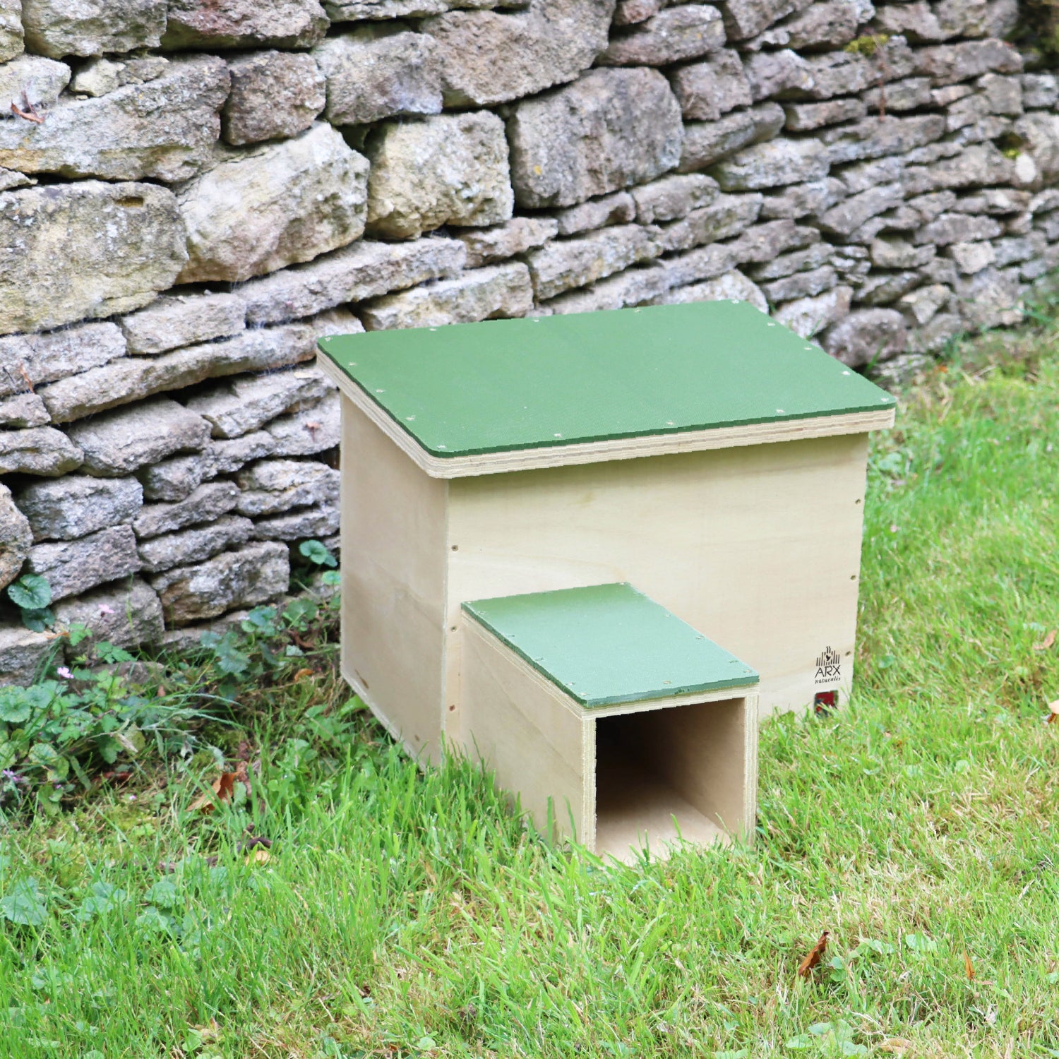 Classic Hedgehog House